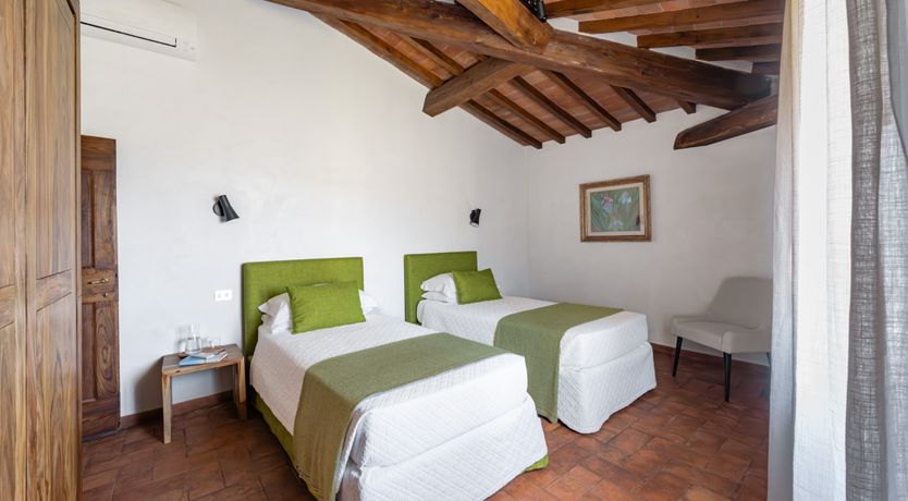 Photo of Florentine Dreams