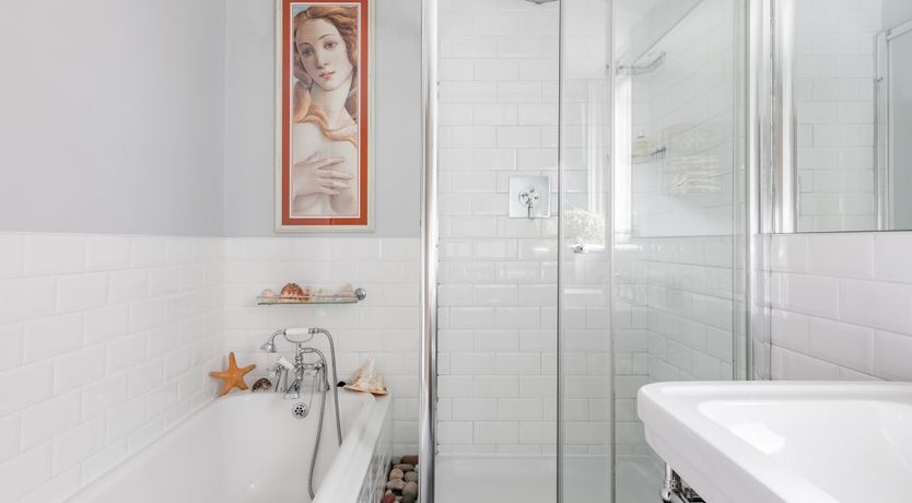 Photo of The London Butterfly