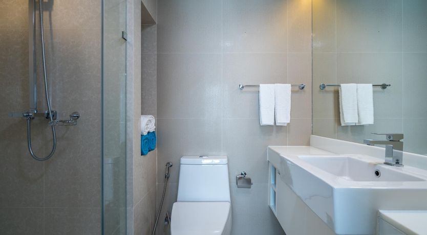 Photo of Thai Turquoise