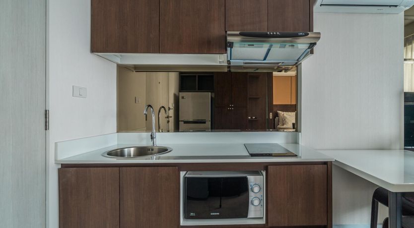 Photo of Thai Turquoise