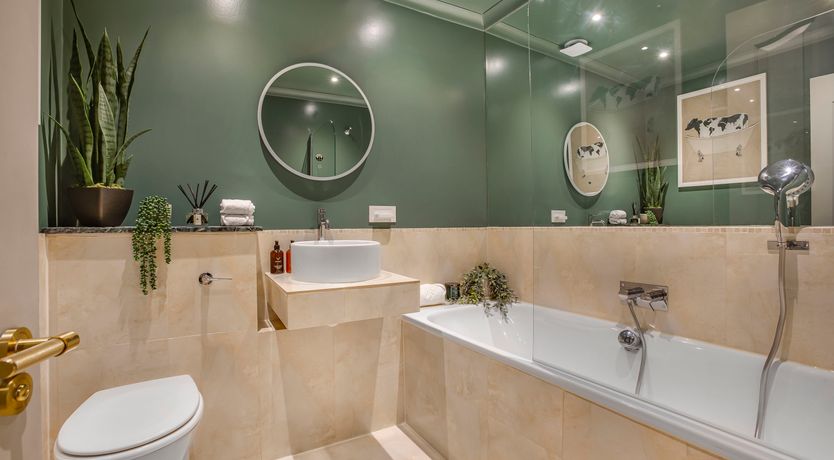 Photo of Magenta & Brass