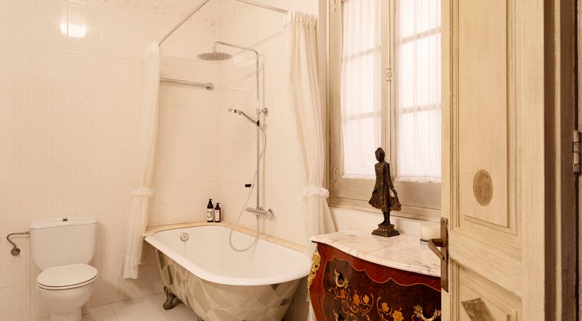 Photo of The Sunlight's Kiss