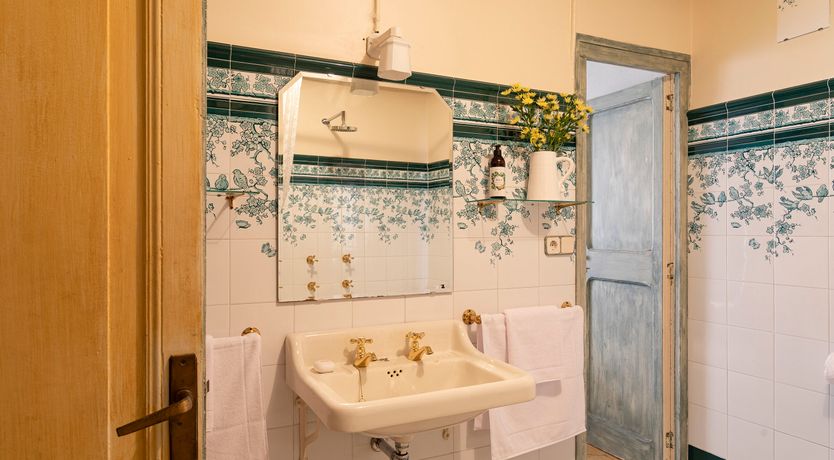 Photo of The Sunlight's Kiss