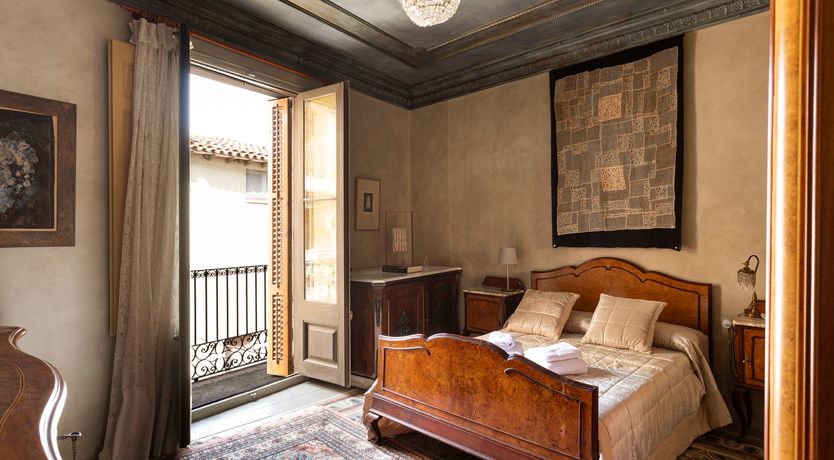 Photo of The Sunlight's Kiss