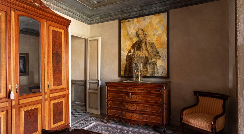 Photo of The Sunlight's Kiss