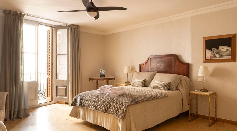 Photo of The Sunlight's Kiss