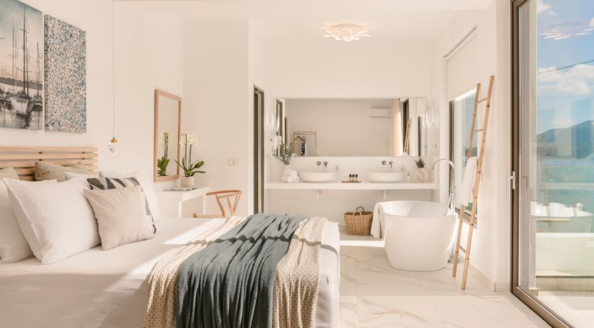 Photo of Infinite Horizons