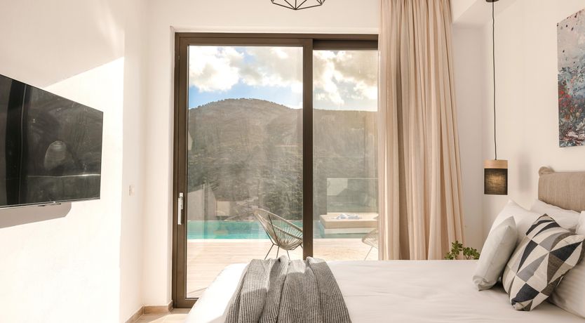 Photo of Infinite Horizons