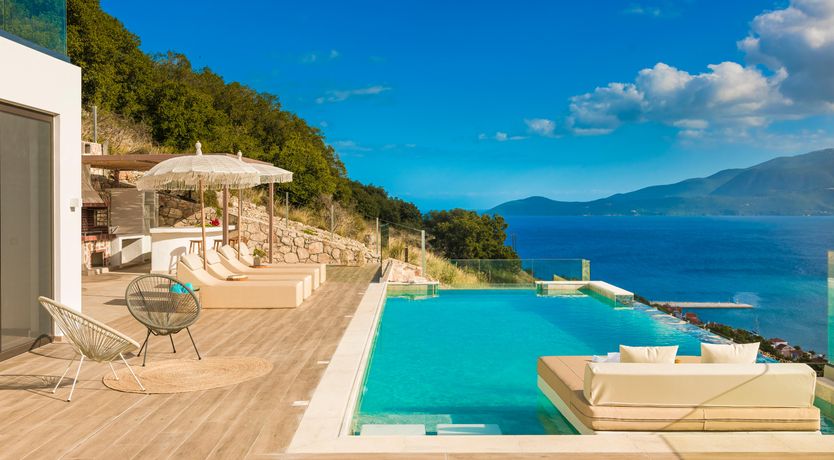 Photo of Infinite Horizons