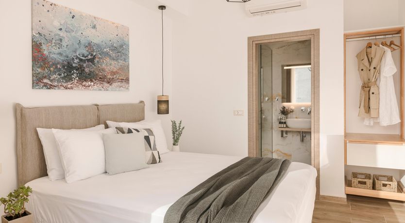 Photo of Infinite Horizons