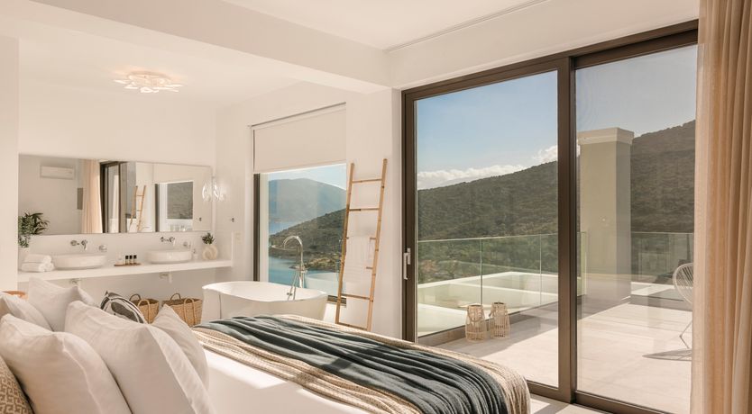 Photo of Infinite Horizons