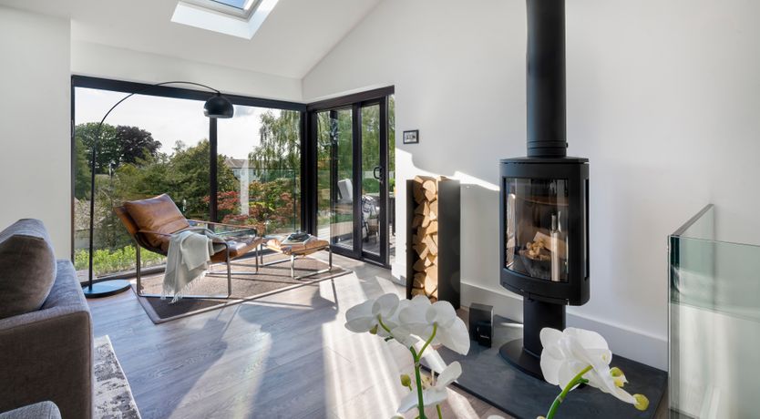 Photo of Lakeview Luxury