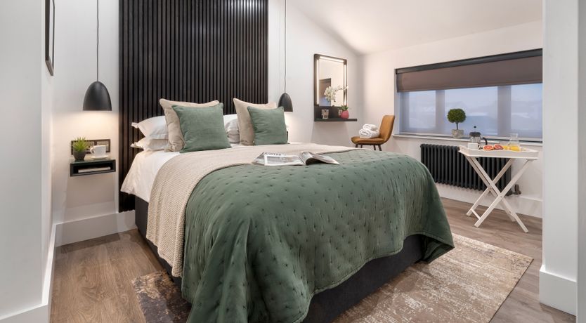 Photo of Lakeview Luxury