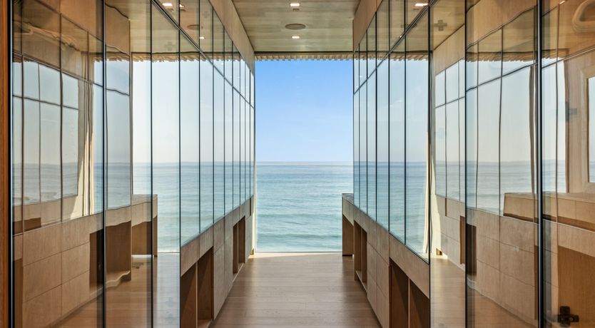 Photo of Pacific Portrait