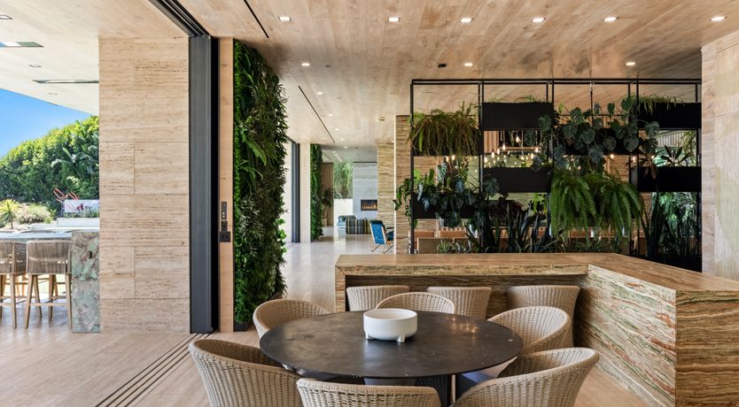 Photo of Pacific Portrait