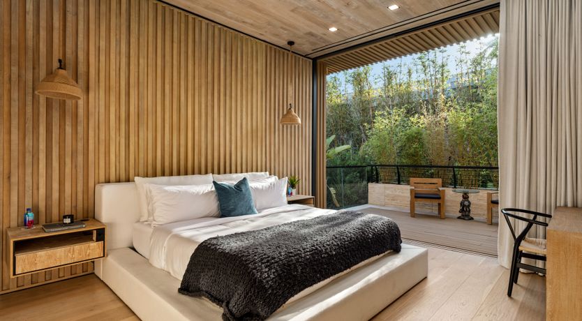 Photo of Pacific Portrait