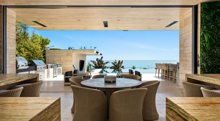 Photo of Pacific Portrait