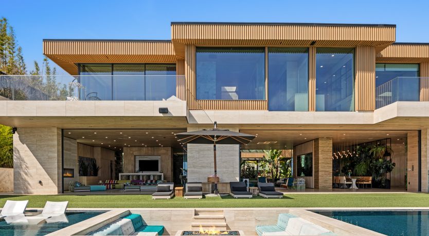 Photo of Pacific Portrait