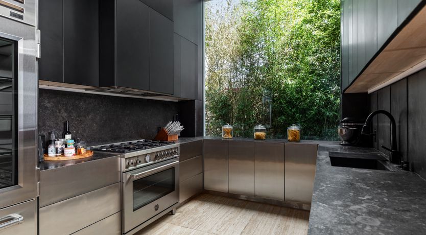 Photo of Pacific Portrait