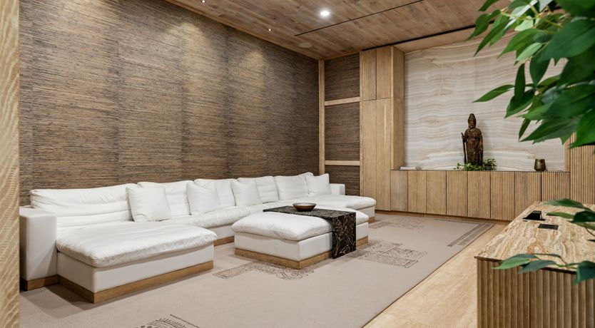 Photo of Pacific Portrait