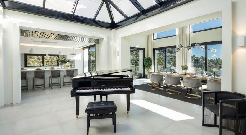 Photo of Serenade Sunshine