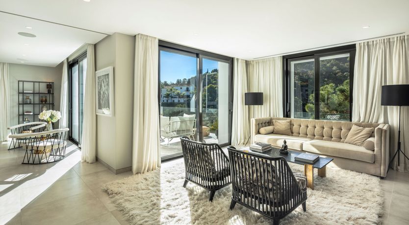 Photo of Serenade Sunshine