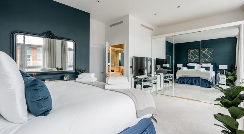 Photo of The Royal Bloom