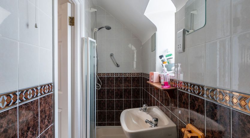 Photo of Tully's Home