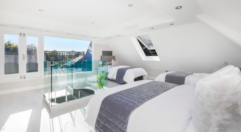 Photo of Total Splendour