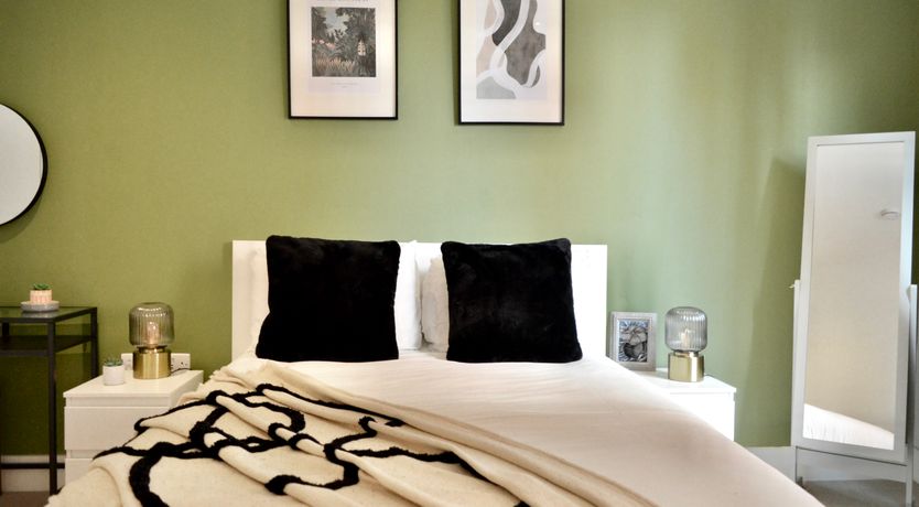 Photo of Vauxhall Valentine