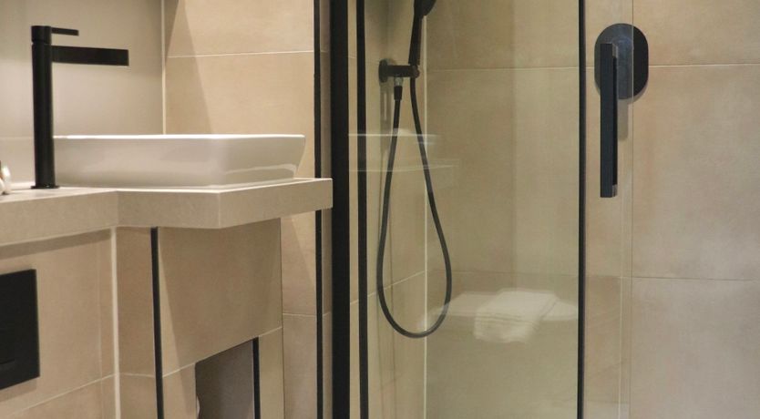 Photo of Vauxhall Valentine