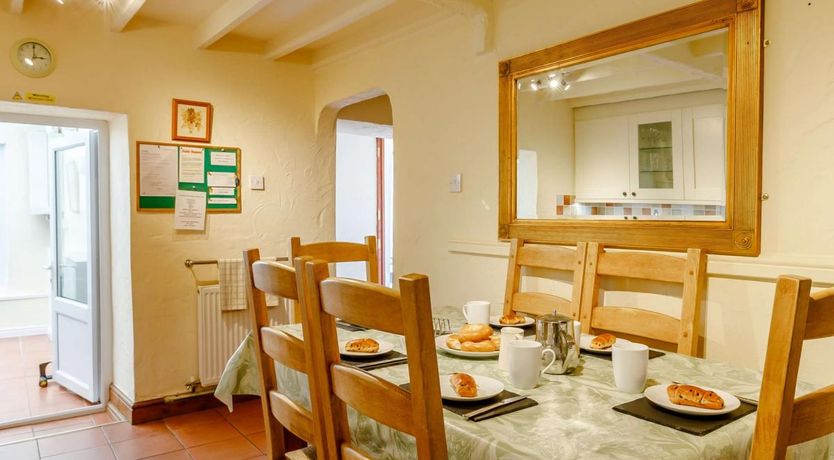 Photo of 3 Bed in Combe Martin