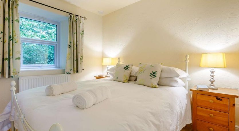 Photo of 3 Bed in Combe Martin