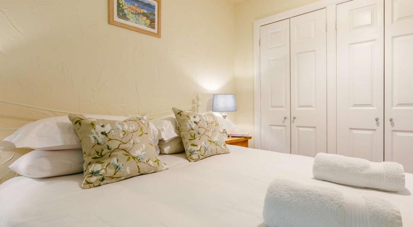 Photo of 3 Bed in Combe Martin