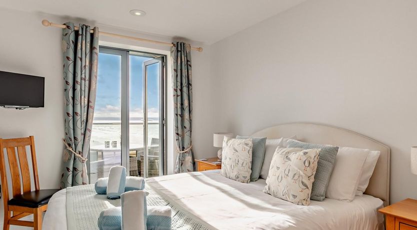 Photo of 2 Bed in Saunton