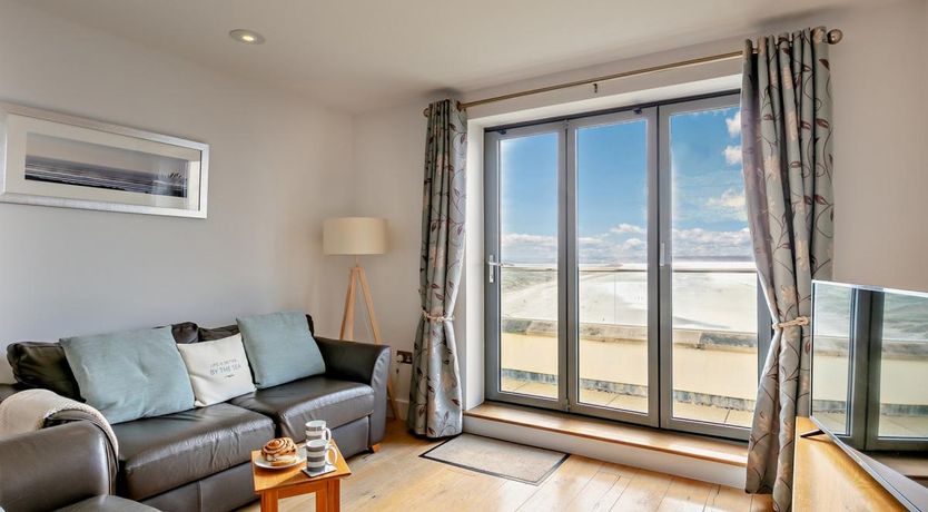 Photo of 2 Bed in Saunton