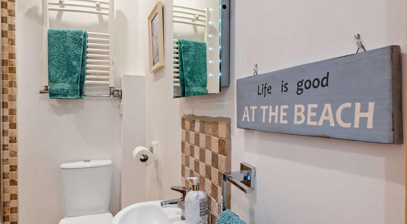 Photo of 3 Bed in Appledore