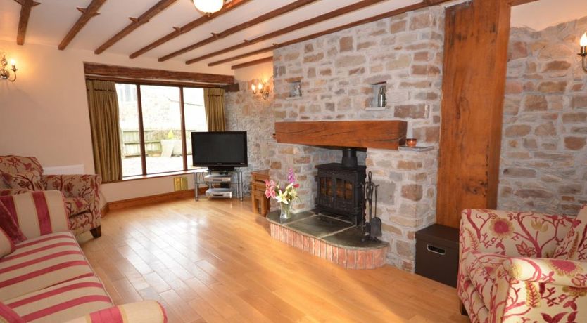 Photo of 4 Bed in Hartland