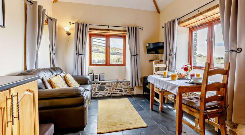 Photo of 1 Bed in St. Juliot