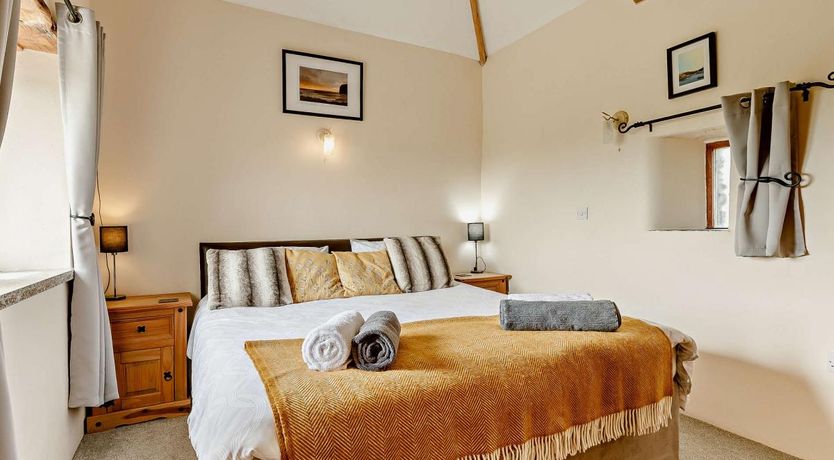 Photo of 1 Bed in St. Juliot