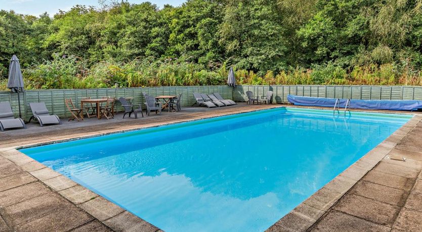 Photo of 3 Bed in Notter