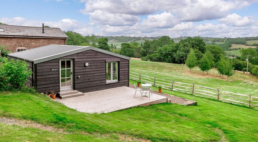 Photo of 1 Bed in Craswall