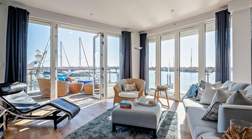 Photo of 2 Bed in Brightlingsea