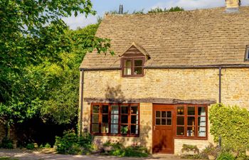 Cottage in Gloucestershire Holiday Home