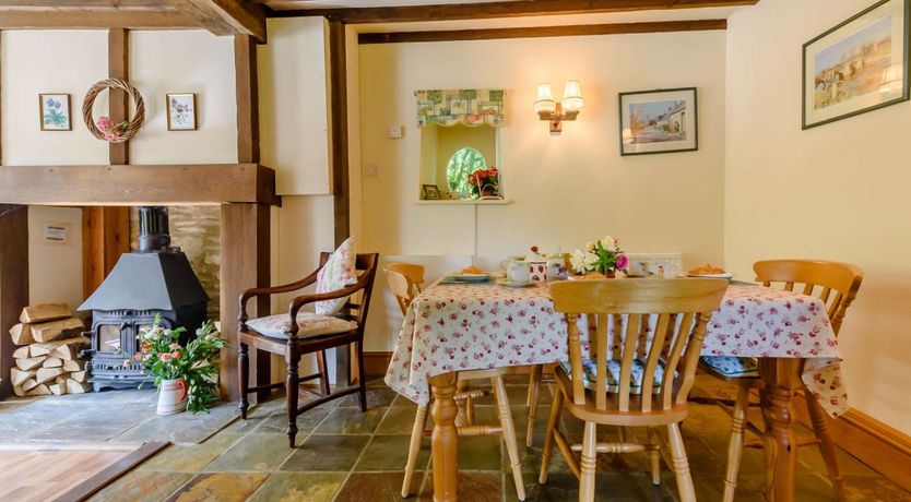 Photo of 2 Bed in Cirencester