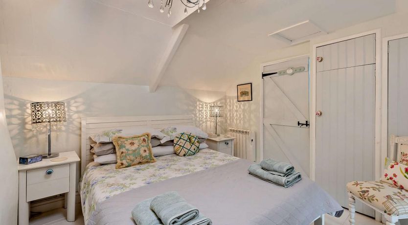 Photo of 1 Bed in Hartland