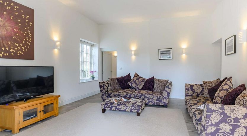 Photo of 4 Bed in Smallburgh