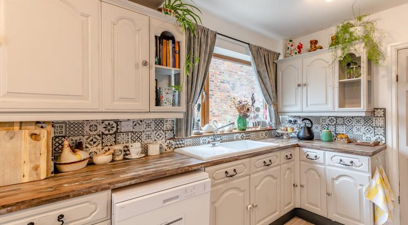 Photo of 3 Bed in High Catton