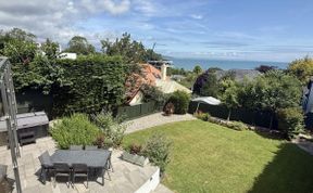 Photo of 5 Bed in Saundersfoot