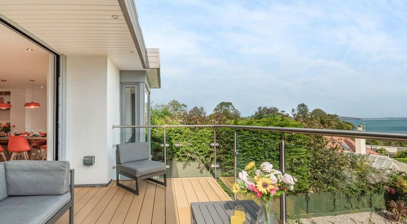 Photo of 5 Bed in Saundersfoot